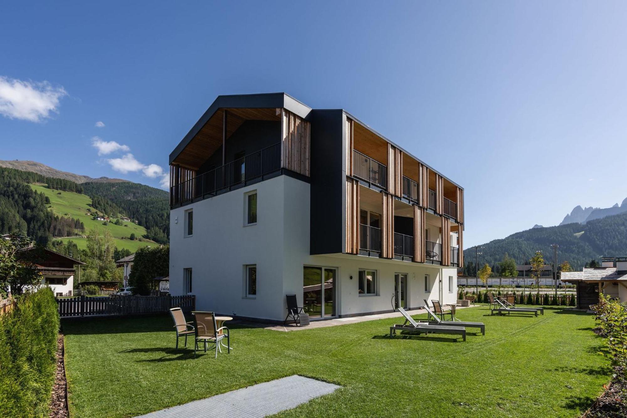 Ariane'S Guesthouse Sexten Bagian luar foto